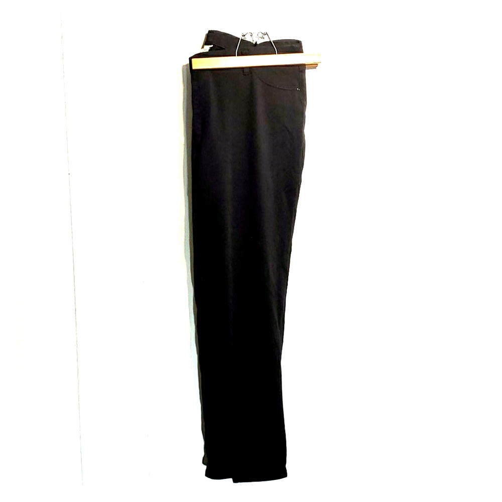 mid-rise, pull-on, jegging